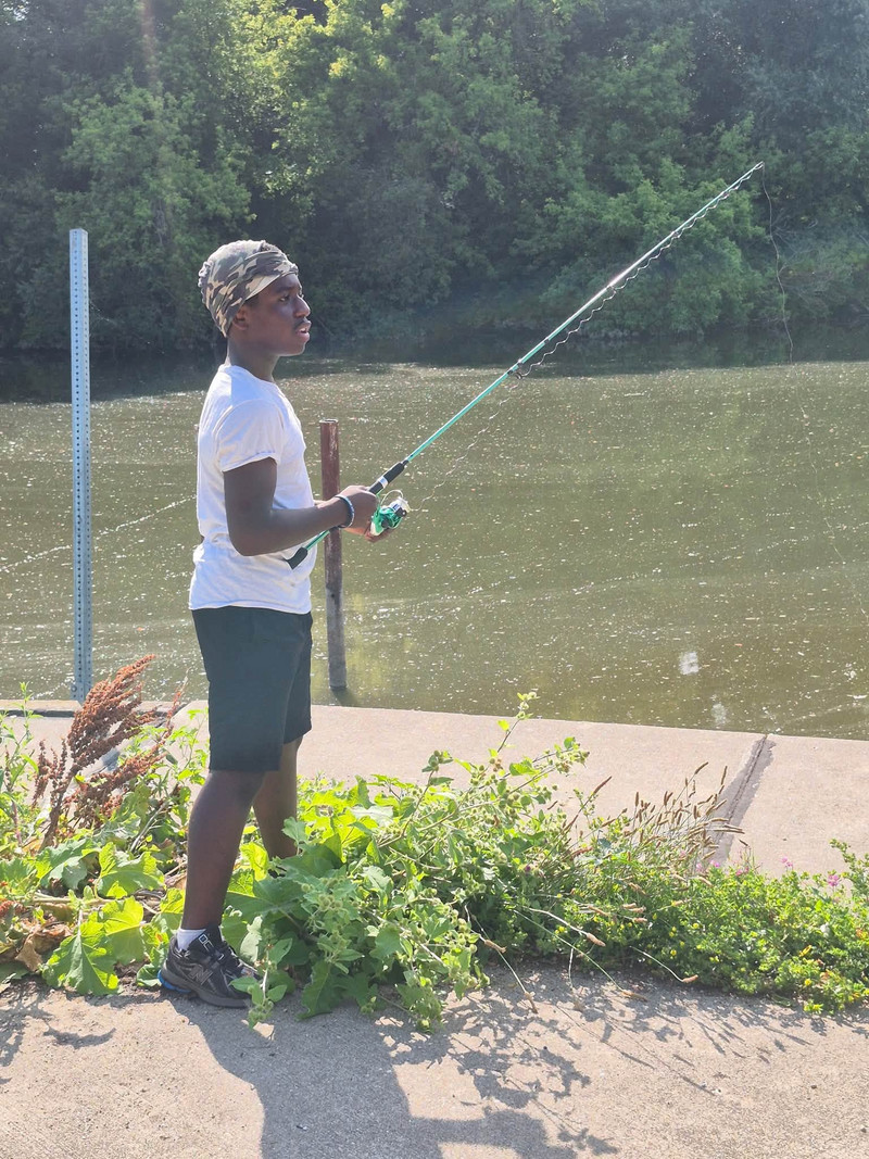 7th and 8th Grade Summer School Fishing at Root River - Photo Number 3